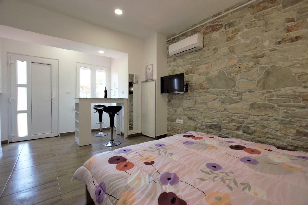 Studio Apartman Danijela Pula Luaran gambar