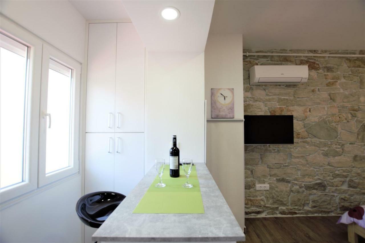 Studio Apartman Danijela Pula Luaran gambar